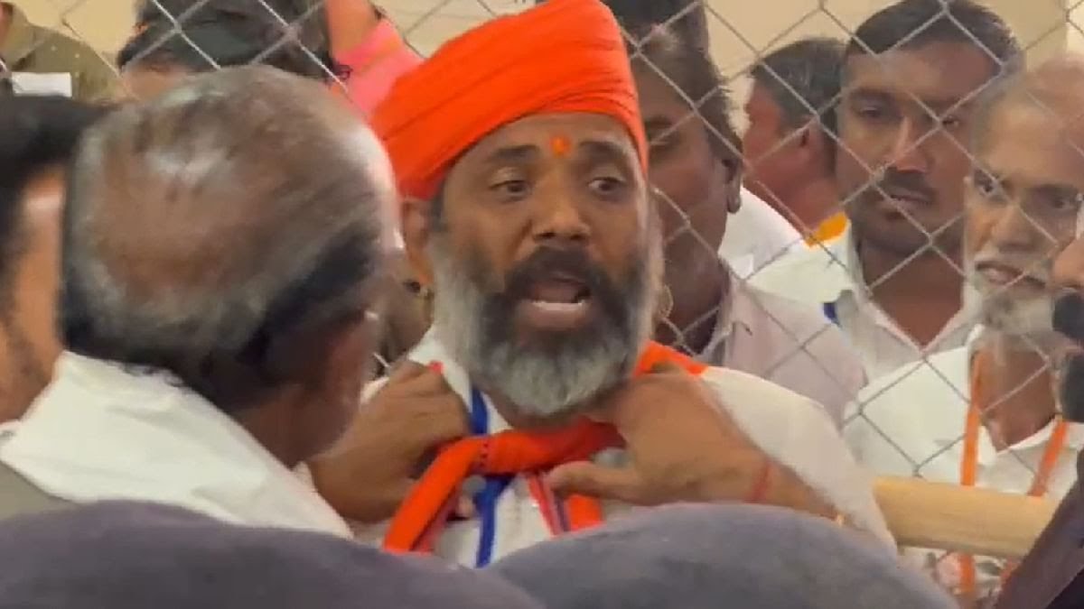 Congress candidate from Gandhidham attempts suicide, accuses BJP of tampering with EVM